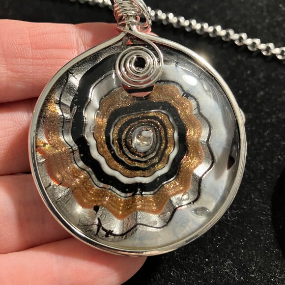 Ocean PendantS (5) + Stainless Steel 29 in Rolo Chain Ocean Wave Lampwork Chain - Picture 6 of 16